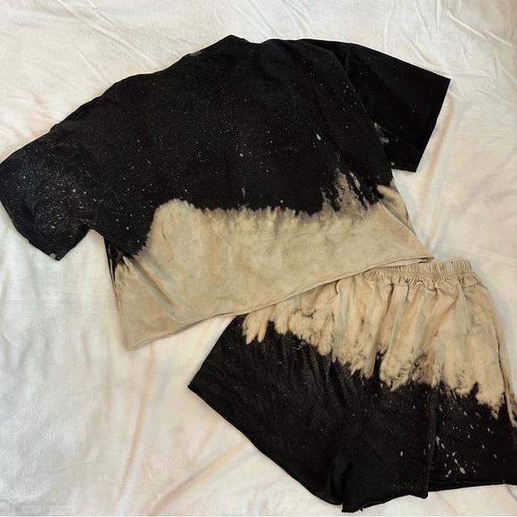 NWT Matching Shorts Set - Picture 5 of 7